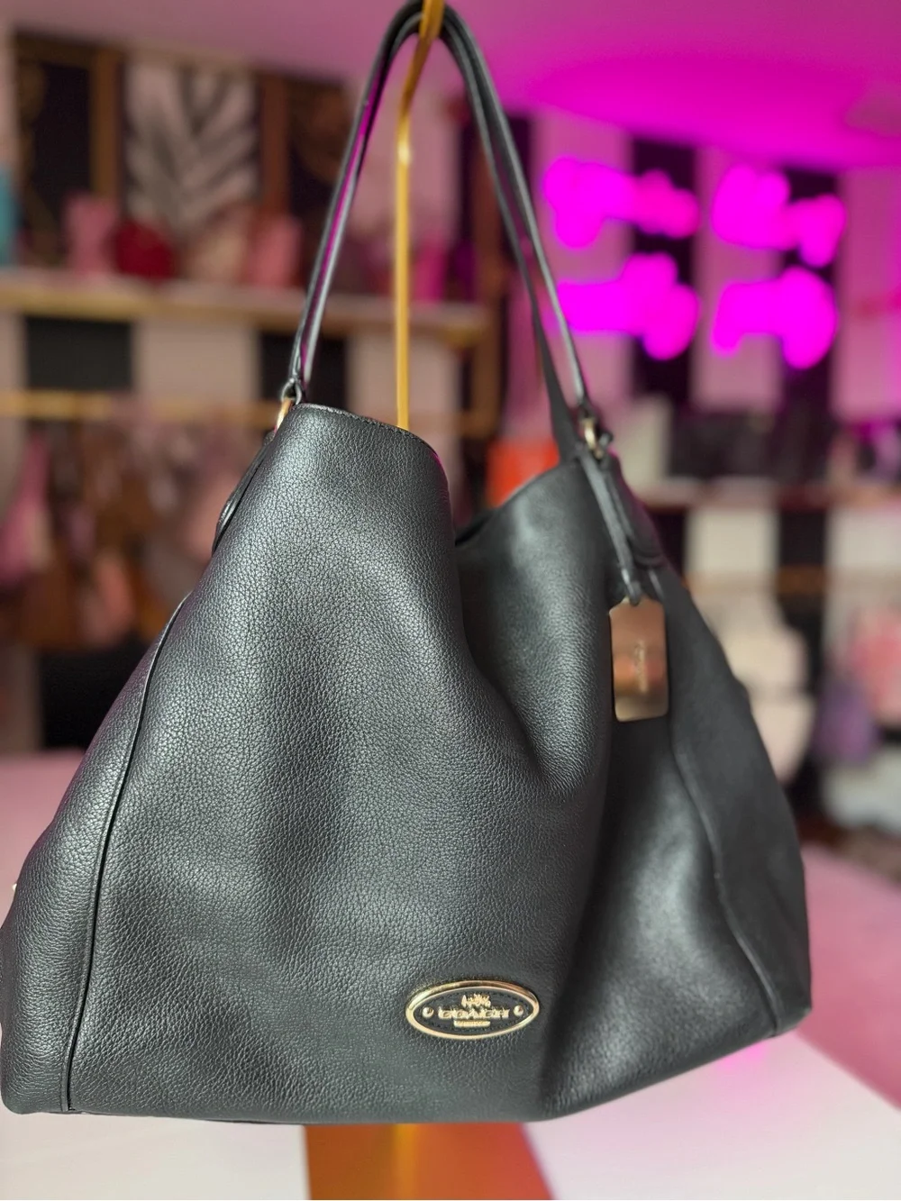 Coach Black Pebbled Leather Hobo Tote Shoulder Bag Gold Turnlock purse